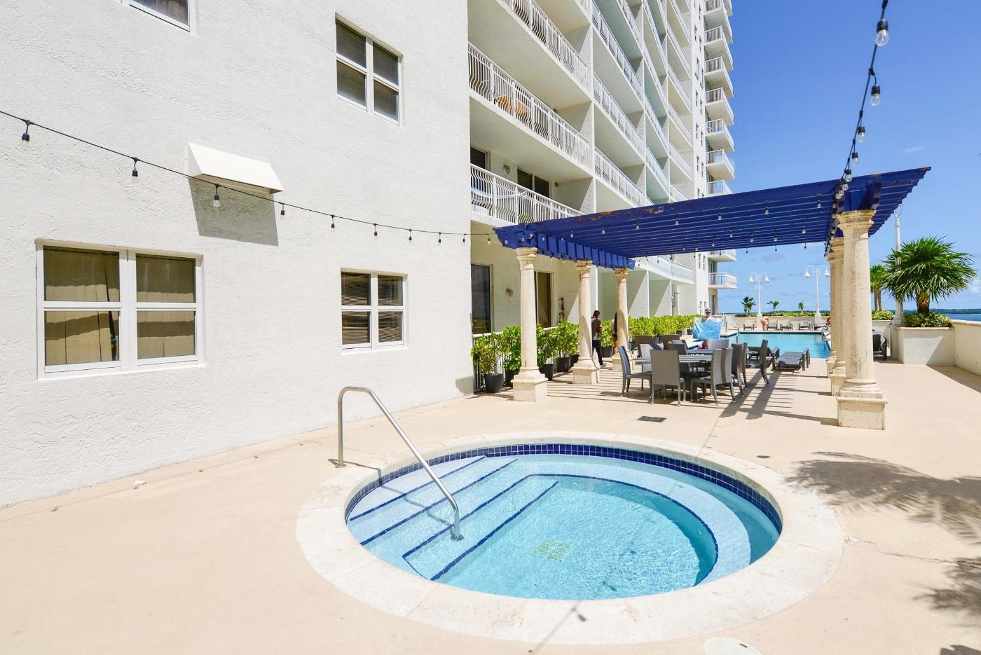 Amazing Brickell With Ocean-pool View Apartamento Miami
